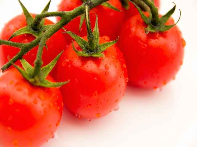 食べる日焼け止め？「トマト」の驚くべき効用とは？