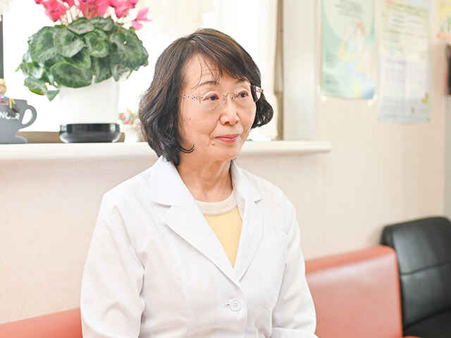 川口 里江子 院長