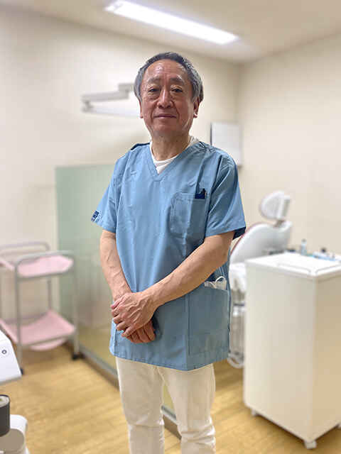 青木 孝弘 院長