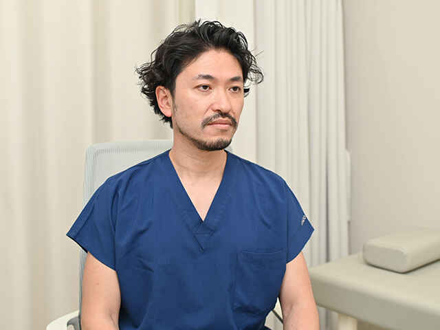 川原 洋輔 院長