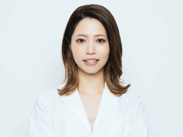 岩渕 彩加 院長院長
